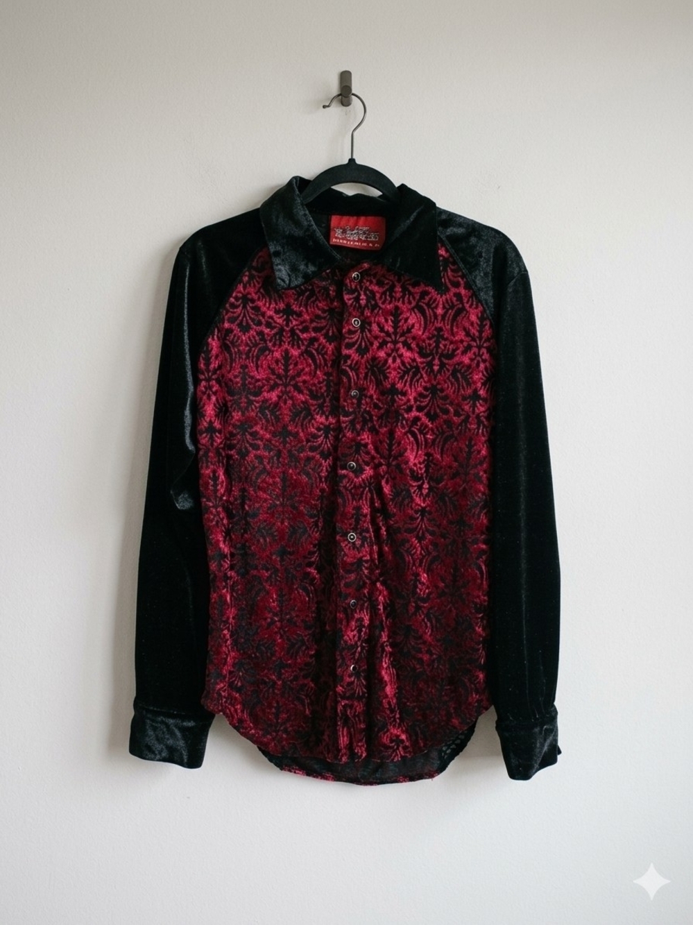 VTG Red Black Velvet Brocade Button Up Shirt Goth Vampire Damask Mens Small